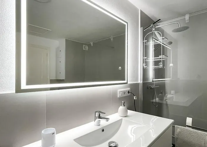 B-rent Amazing Flat With Pool *