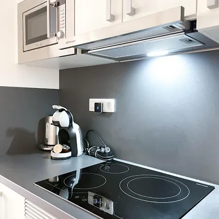 דירה B-rent Amazing Flat With Pool קורלחו