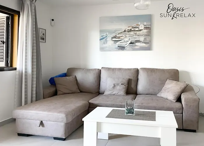 B-rent Amazing Flat With Pool